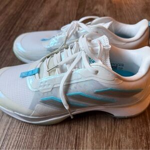 Adidas Women's White and Light Blue Sneakers